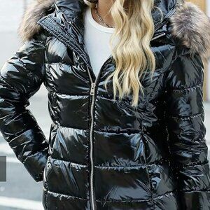 Bellivera Black Shiny wet look Puffer Jacket with a Faux Fur Hood Women's Small